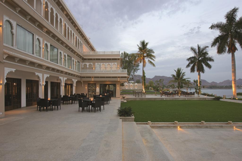 Hotel Lakend Udaipur Exteriör bild