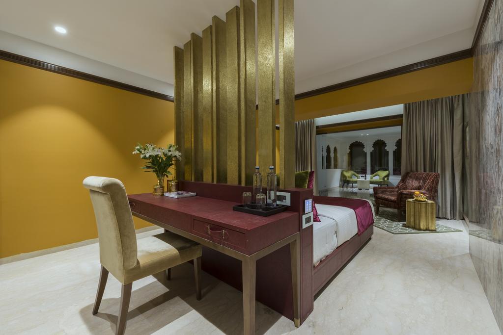 Hotel Lakend Udaipur Exteriör bild